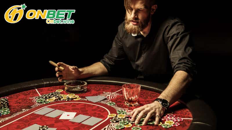 Lưu ý cược thủ Onbet khi chơi Poker